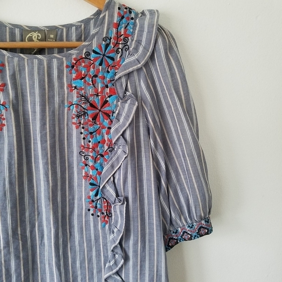 ANTHROPOLOGIE One September Embroidered Floral Ruffle Striped Blouse Size M - Picture 7 of 13